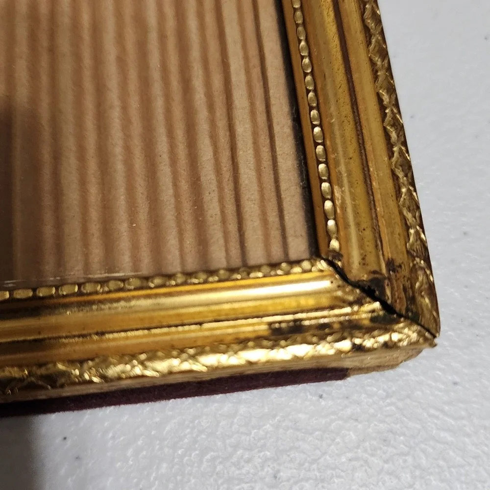Vintage Gold Tone Metal Double Folding Picture Frame 5x7 Hinged Beaded Trim